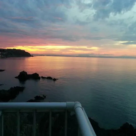 Premiere Ligne De Mer A *